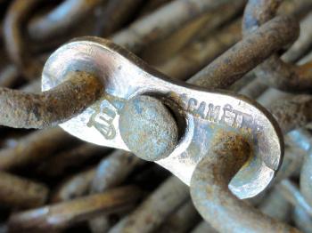 Detail of the 19th century French 10 metres chain, possibly made by Lerebours.