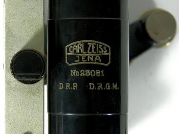 The serial number of the Carl Zeiss Nivellier III indicates it was made around 1932.