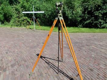 The complete Wild RDH set with original tripod, centring rod and horizontal staff.